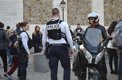 В Париже на вокзале неизвестный ранил шесть человек ножом