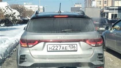 Полицейский ездил на автомобиле с подложными номерами в Шымкенте