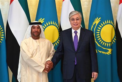 Президент Казахстана провел встречу со старшим представителем правящей семьи эмирата Абу-Даби