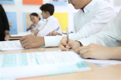 В казахстанских школах введут экзамен на знание казахского языка