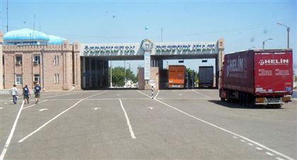Два пункта пропуска на казахстанско-узбекской границе приостановили работу