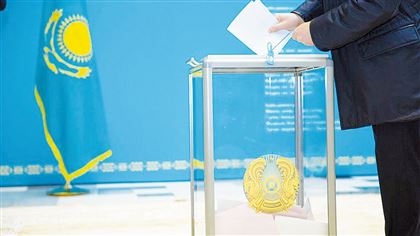  «Великолепная семерка» и «восьмая колонна»: в Казахстане началась борьба за места в парламенте
