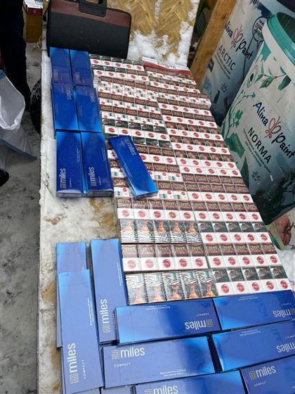 Более 500 безакцизных блоков сигарет и тонна спиртовой продукции изъяты в ЗКО