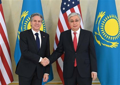 «Казахстан считают стратегическим партнером США»: визит Блинкена в РК вызвал истерику в России 