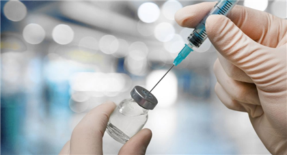 Новую партию вакцин от коронавируса доставили в Казахстан