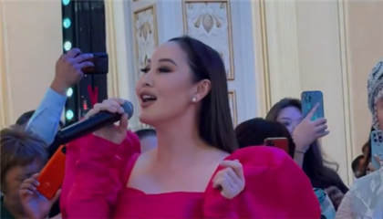 Казахстанская певица опровергла обвинения в использовании фонограммы