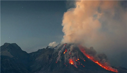 На Камчатке из-за землетрясения произошел выброс пепла на вулкане Шивелуч