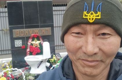 Активист, принесший унитаз к памятнику Жукова, получил 10 суток ареста