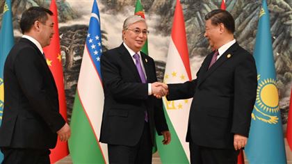 Касым-Жомарт Токаев прибыл на саммит "Центральная Азия - Китай"