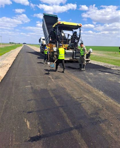 320 км загородных дорог ремонтируется в области Абай