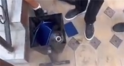 Казахстанцы обсуждают видео с выбрасыванием аттестатов в мусорную урну
