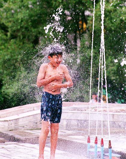 Смертельный риск: какие опасности подстерегают во время купания в фонтане  