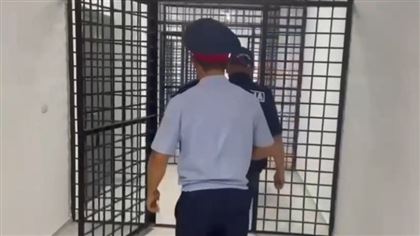 Жителя Атырау арестовали на 5 суток за домогательство в супермаркете Алматы 