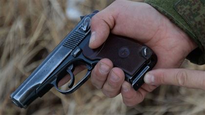 В Усть-Каменогорске мужчина у себя дома хранил оружие и боеприпасы