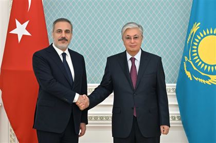 Глава государства принял министра иностранных дел Турции Хакана Фидана