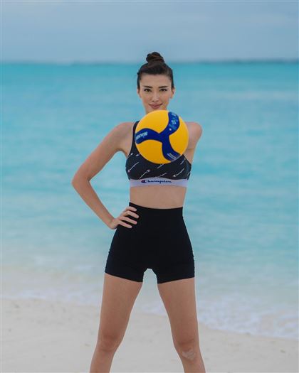 Сабину Алтынбекову назвали «королевой волейбола» во время отдыха на Мальдивах 