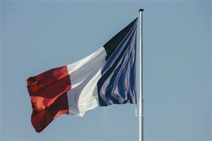 Культурные сокровища Франции: Лувр, Версаль и Лионский вокзал эвакуировали из-за потенциальных угроз