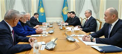 Глава государства принял ветеранов геологической отрасли Казахстана