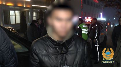 В Алматы молодой парень вымогал деньги у своей пассии