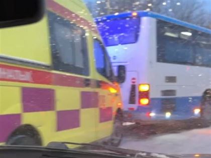 Автобус сбил ребенка в Усть-Каменогорске