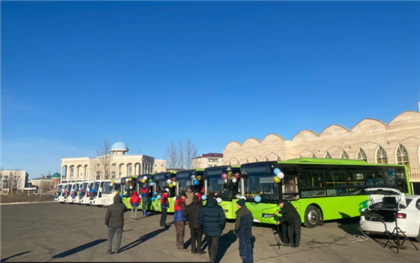 В Уральске закупили новые автобусы для городских маршрутов