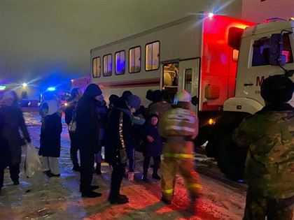 90 человек эвакуировали из-за пожара в Усть-Каменогорске 