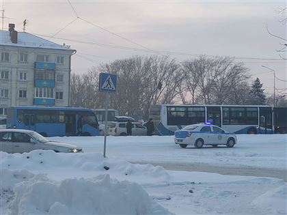 В Усть-Каменогорске случилось ДТП с общественным транспортом