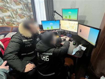 По подозрению в киберпреступлениях в сфере госуслуг задержан житель Караганды 