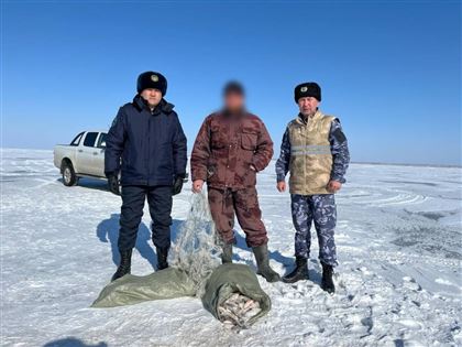 В Жетысуской области задержали браконьера во время незаконной ловли рыбы