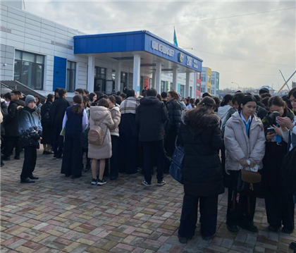 Занятия у школьников второй смены отменили в Алматы