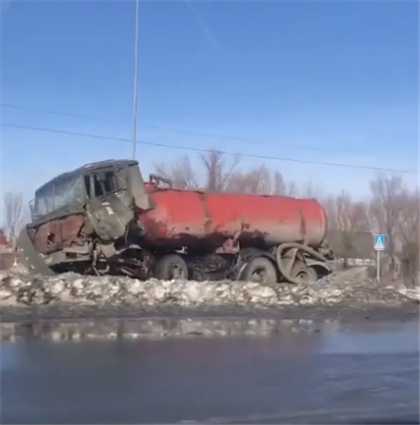 Столкновение двух большегрузов произошло в Усть-Каменогорске