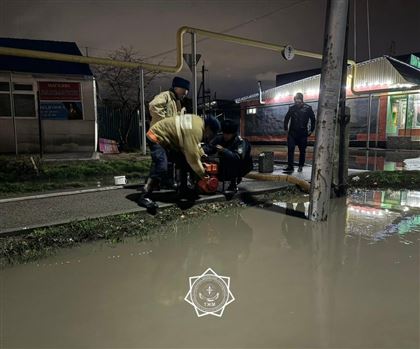 В Алматы из-за сильного дождя произошло 38 локальных подтоплений дворов