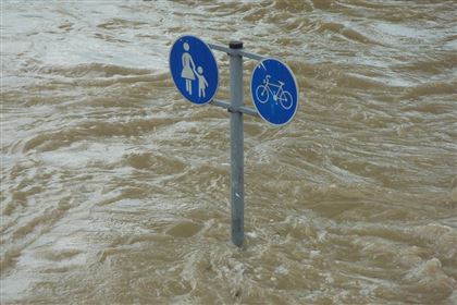 Почему за паводки и наводнения в Казахстане юридически никто не отвечает