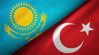 Казахстан и Турция упростили перевозку грузов между двумя странами: Токаев подписал закон