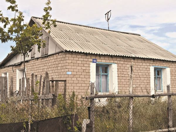 Новый дом семьи в селе Бирлик Есильского района
