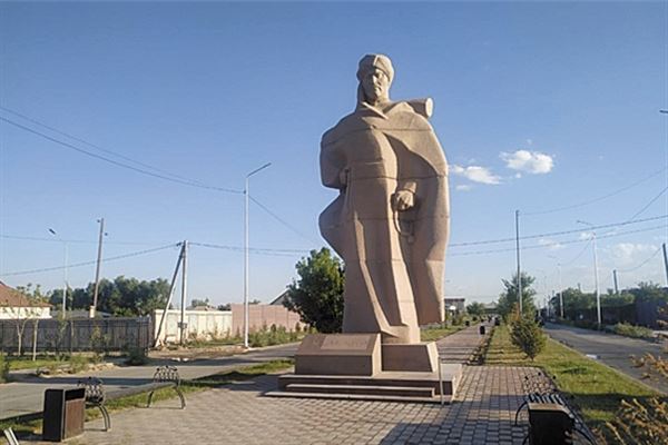 Памятник Аль-Фараби (Тамерлану)