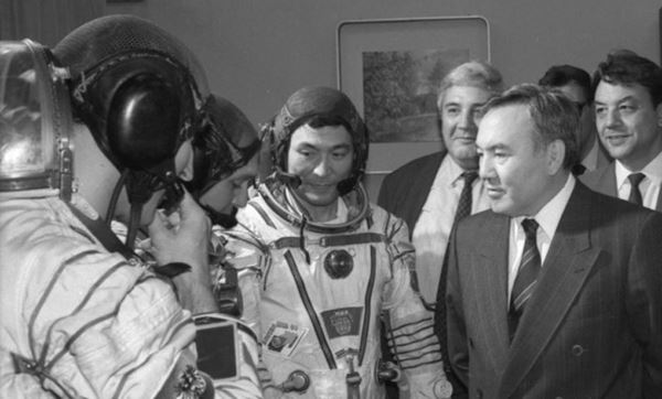 Зимой 1991-го Нурсултан Назарбаев объявил, что Токтар Аубакиров начинает подготовку к космическому полету. Фото Национального космического агентства Казахстана