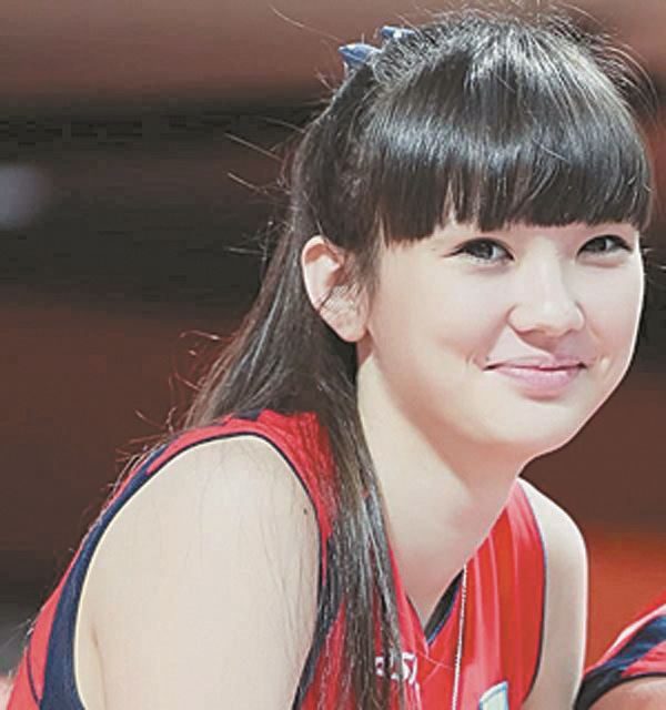 На молодежном чемпионате Азии по волейболу в Китайском Тайбэе 17-летняя Сабина Алтынбекова стала главной звездой