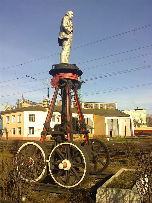Автор скульптуры мечтал отправить Ленина в путешествие по всем городам Советского Союза